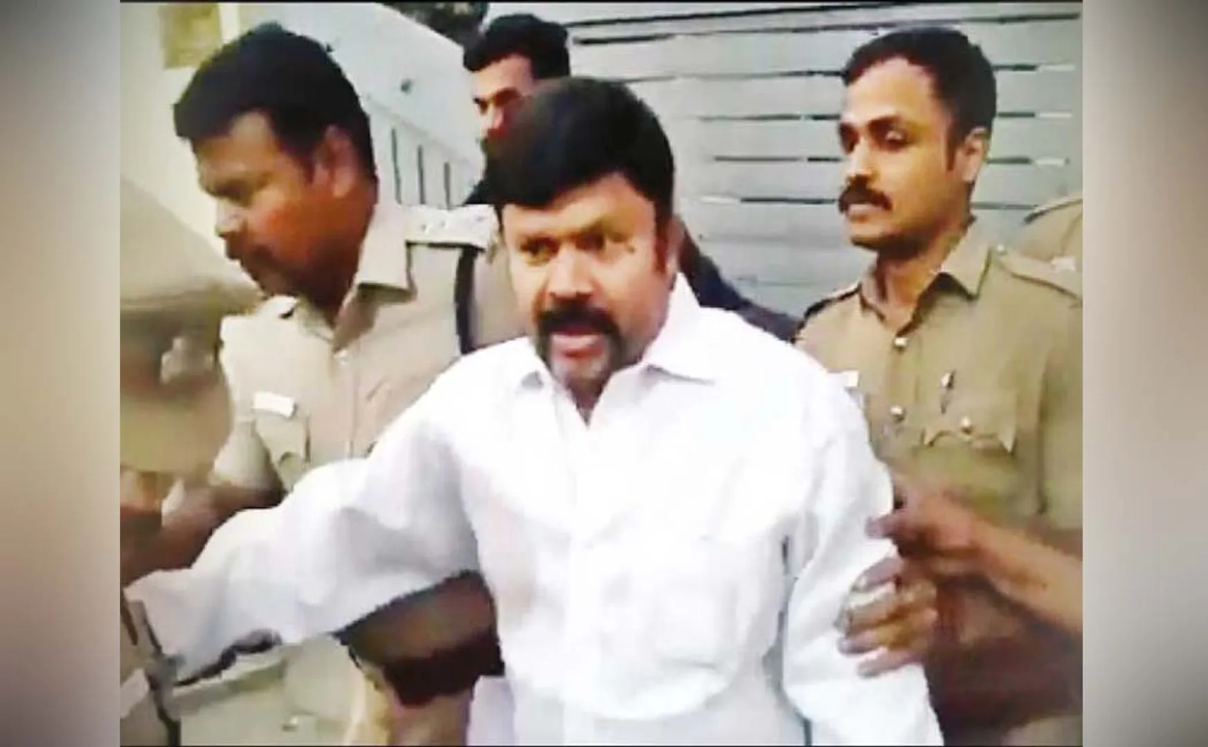 admk former mp kc palanisamy bail petition cancel 